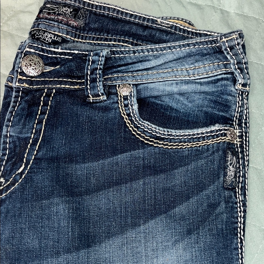 Silver Jeans Co. Suki Surplus Capri W31 - Picture 4 of 8